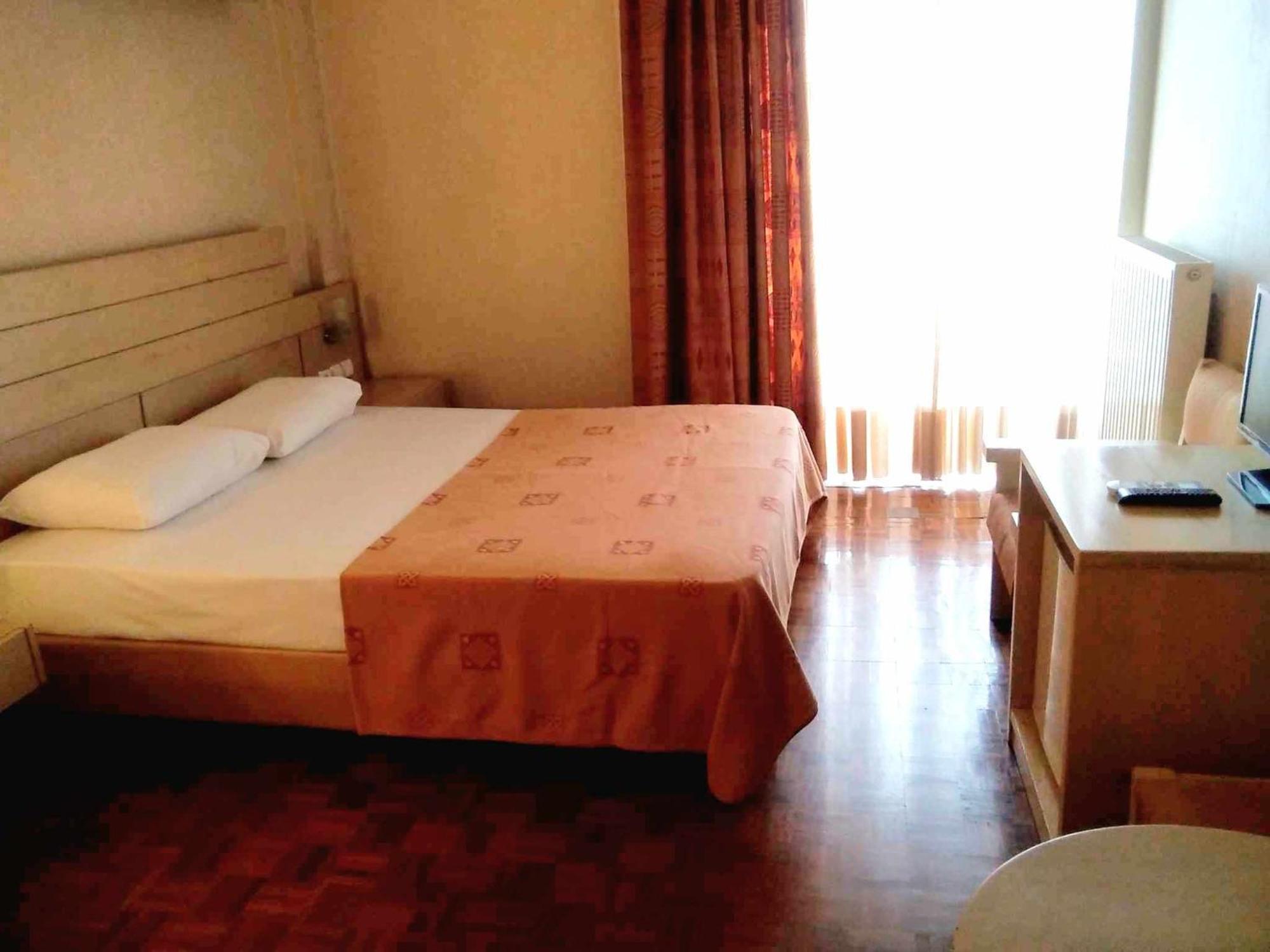 Hotel Kypreos Kamena Wurla Zewnętrze zdjęcie